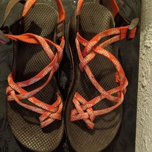 Melon color Choao strappy sport sandals